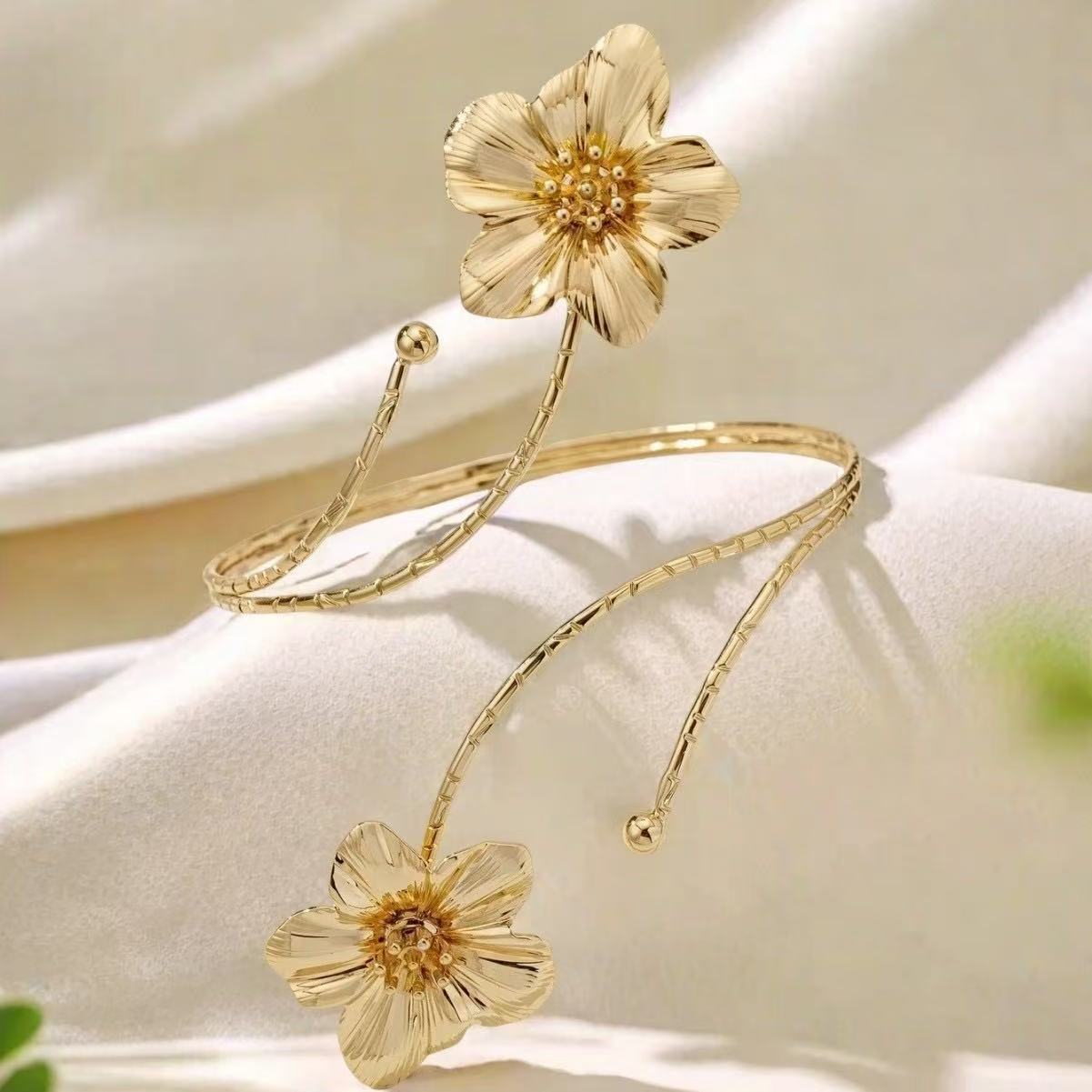 Flower Pattern Metal Arm Cuff Featuring Enamel Craft In Gold And Sky Blue Colors For Stylish Wear