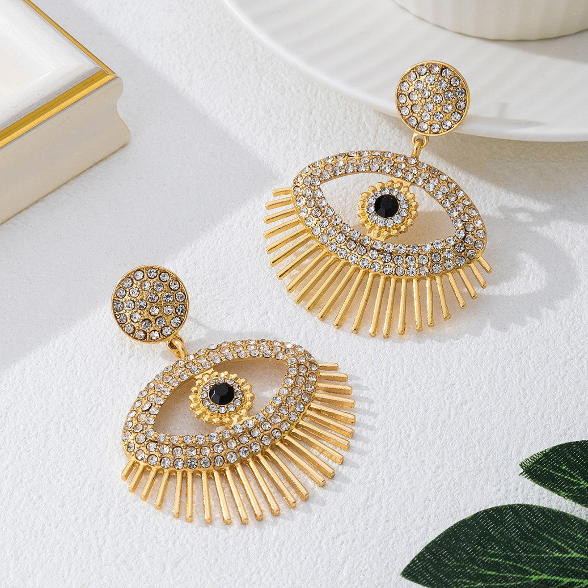 Retro Style Eye Earrings For Women Featuring Alloy Material In Golden Color