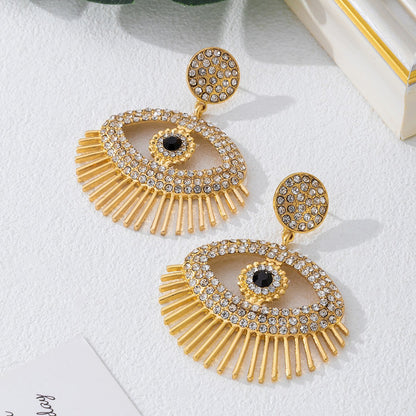 Retro Style Eye Earrings For Women Featuring Alloy Material In Golden Color