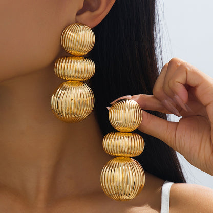 Simple Style Metal Stud Earrings In Gold And Silver, Perfect For Everyday Wear