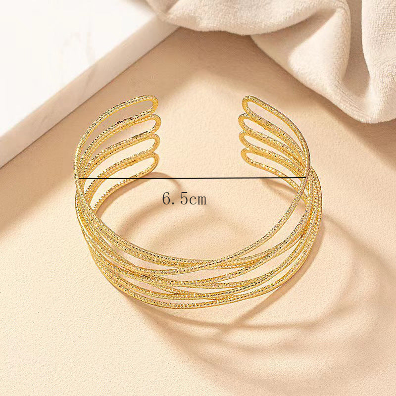 Novelty Geometric Gold Bangle For Stylish Accessories