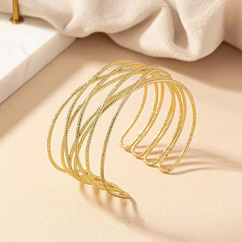 Novelty Geometric Gold Bangle For Stylish Accessories