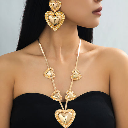 Golden Jewelry Set Featuring Petal Pattern Made Of Durable Iron