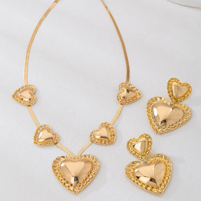Golden Jewelry Set Featuring Petal Pattern Made Of Durable Iron
