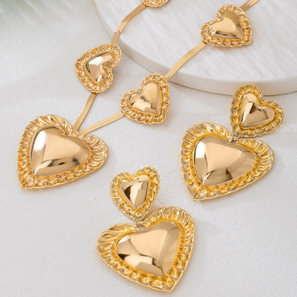 Golden Jewelry Set Featuring Petal Pattern Made Of Durable Iron