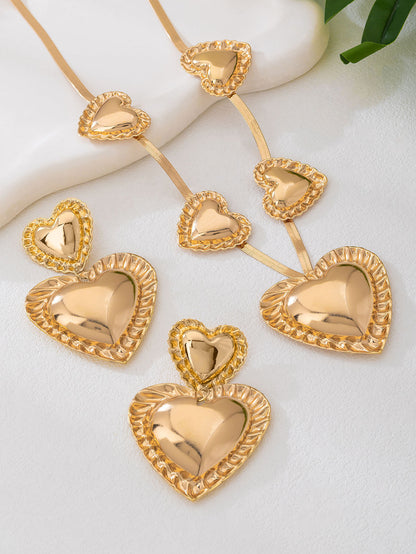 Golden Jewelry Set Featuring Petal Pattern Made Of Durable Iron