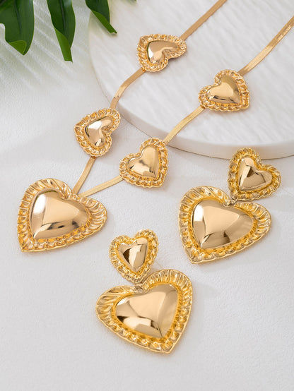 Golden Jewelry Set Featuring Petal Pattern Made Of Durable Iron