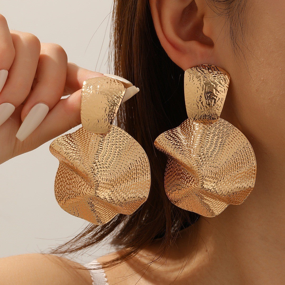 Gold Metal Stud Earrings Featuring Irregular Folds Pattern For Elegant Jewelry Style