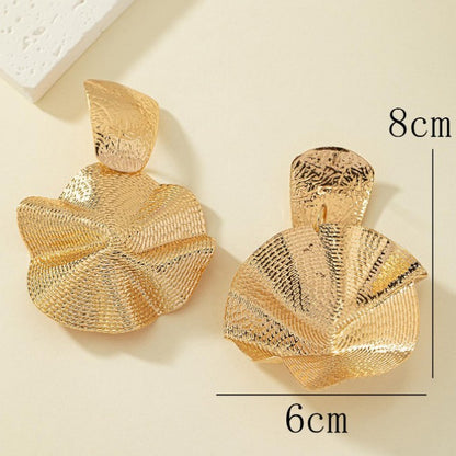 Gold Metal Stud Earrings Featuring Irregular Folds Pattern For Elegant Jewelry Style