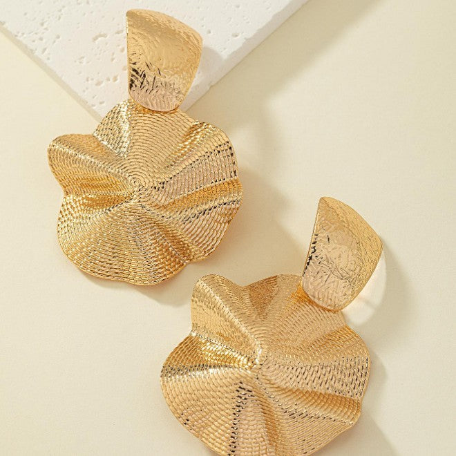 Gold Metal Stud Earrings Featuring Irregular Folds Pattern For Elegant Jewelry Style