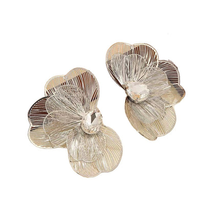 Pastoral Style Earrings Featuring Butterfly Pattern With Carving Craft In Gold