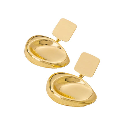 Round Pattern Gold Earrings For Elegant Style