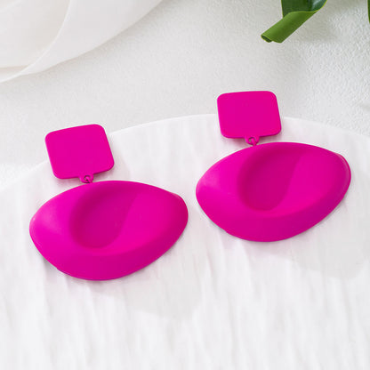 Round Pattern Gold Earrings For Elegant Style
