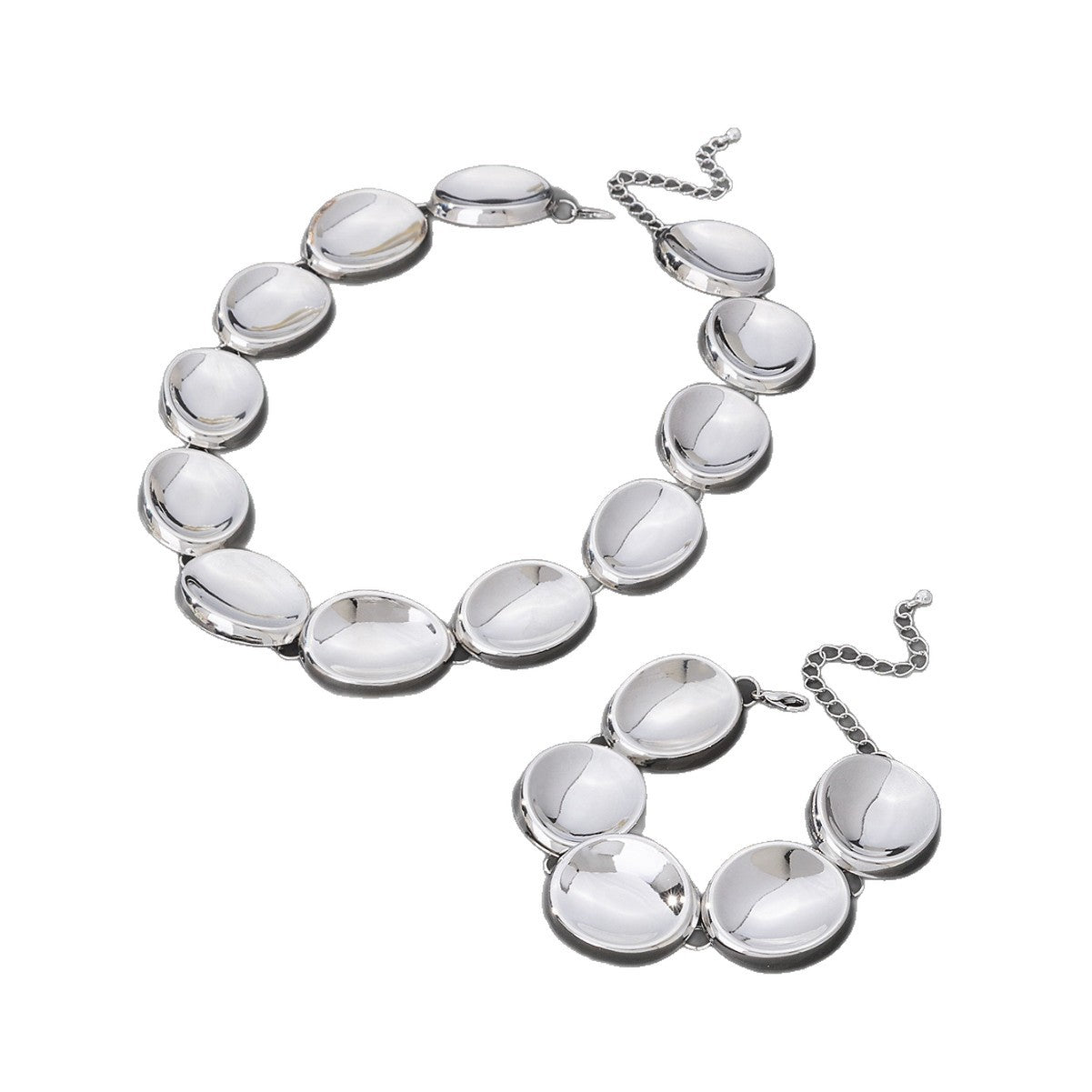 Golden Jewelry Set Featuring An Irregular Pattern Necklace, Elegant And Unique Design