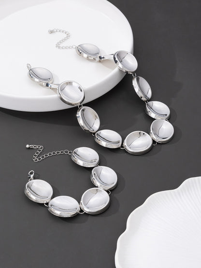 Golden Jewelry Set Featuring An Irregular Pattern Necklace, Elegant And Unique Design