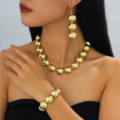 3 Pieces Set Golden Jewelry Set Featuring Round Pattern For Elegant Style