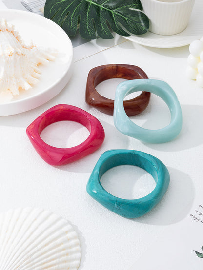 Ombre Bangle For Retro Style Available In Transparent And Yellow Colors