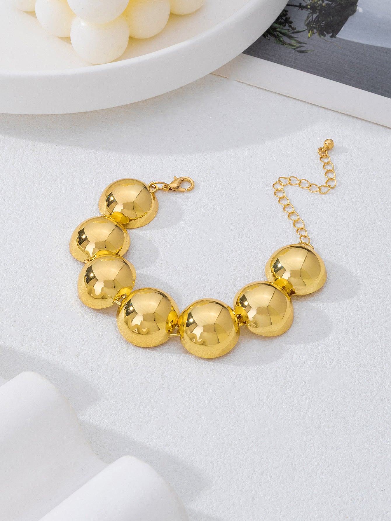 3 Pieces Set Golden Jewelry Set Featuring Round Pattern For Elegant Style