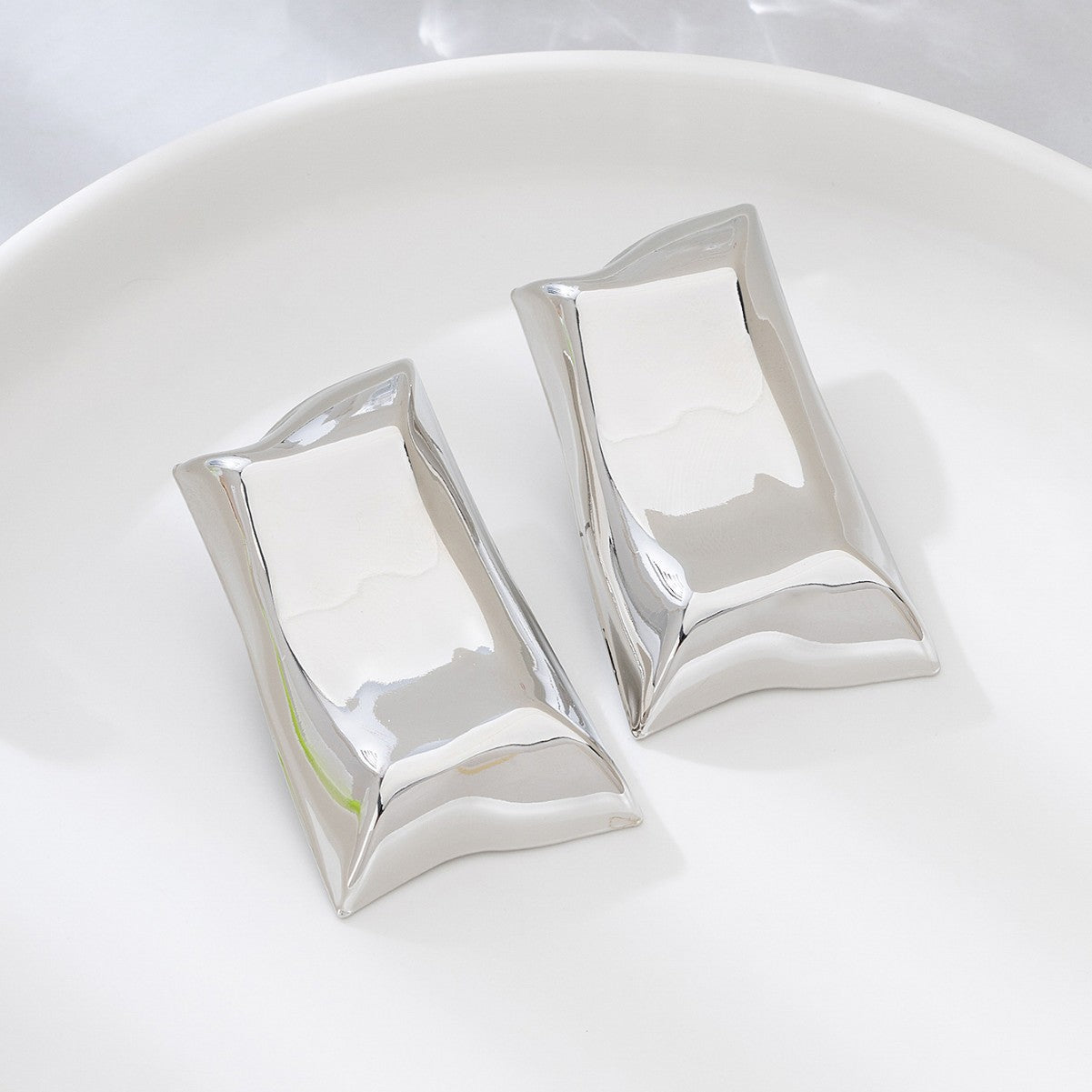Irregular Pattern Metal Earrings In Golden Color, Featuring Unique Rectangle Design For Stylish Wear