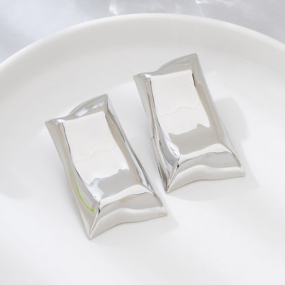 Irregular Pattern Metal Earrings In Golden Color, Featuring Unique Rectangle Design For Stylish Wear