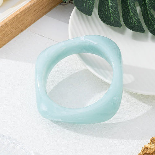 Ombre Bangle For Retro Style Available In Transparent And Yellow Colors