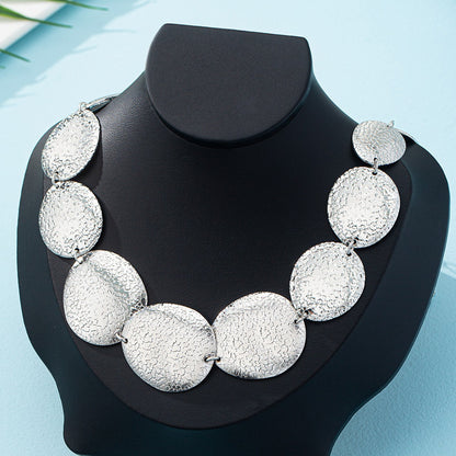 Geometric Oval Tassel Necklace In Gold Featuring Durable Alloy Material
