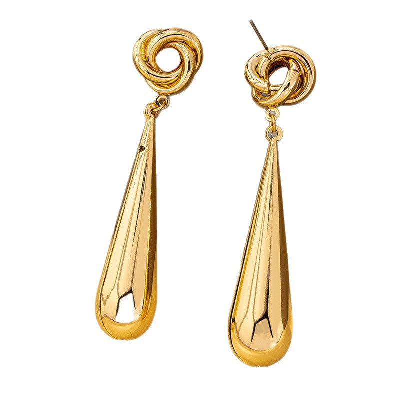 Exaggerated Water Droplets Drop Earrings In Golden For A Bold Statement