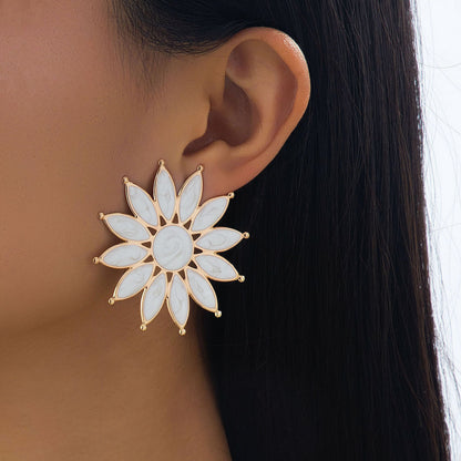 Sweet Flower Enamel Stud Earrings For Women In Rose Red