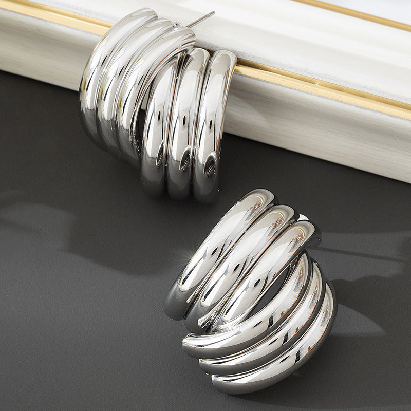 Gold And Silver Alloy Stud Earrings For Everyday Wear, 1 Pair