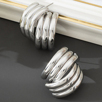 Gold And Silver Alloy Stud Earrings For Everyday Wear, 1 Pair