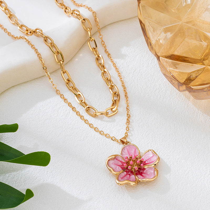 Flower Necklace For Women In Gold Zinc Alloy Featuring Enamel Craft