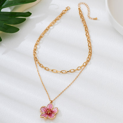 Flower Necklace For Women In Gold Zinc Alloy Featuring Enamel Craft