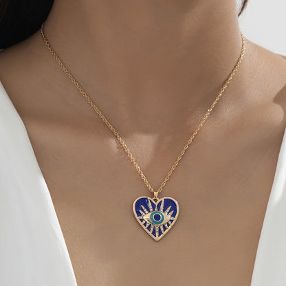 Heart Shape Necklace In Gold Featuring Zinc Alloy Material With Enamel Craft For Elegant Style