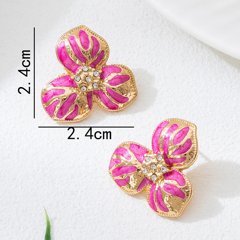Sweet Flower Stud Earrings In Rose Red, Perfect For A Delicate And Charming Look