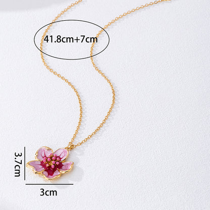 Flower Pendant Necklace In Zinc Alloy With Rose Red Enamel For Elegant Style