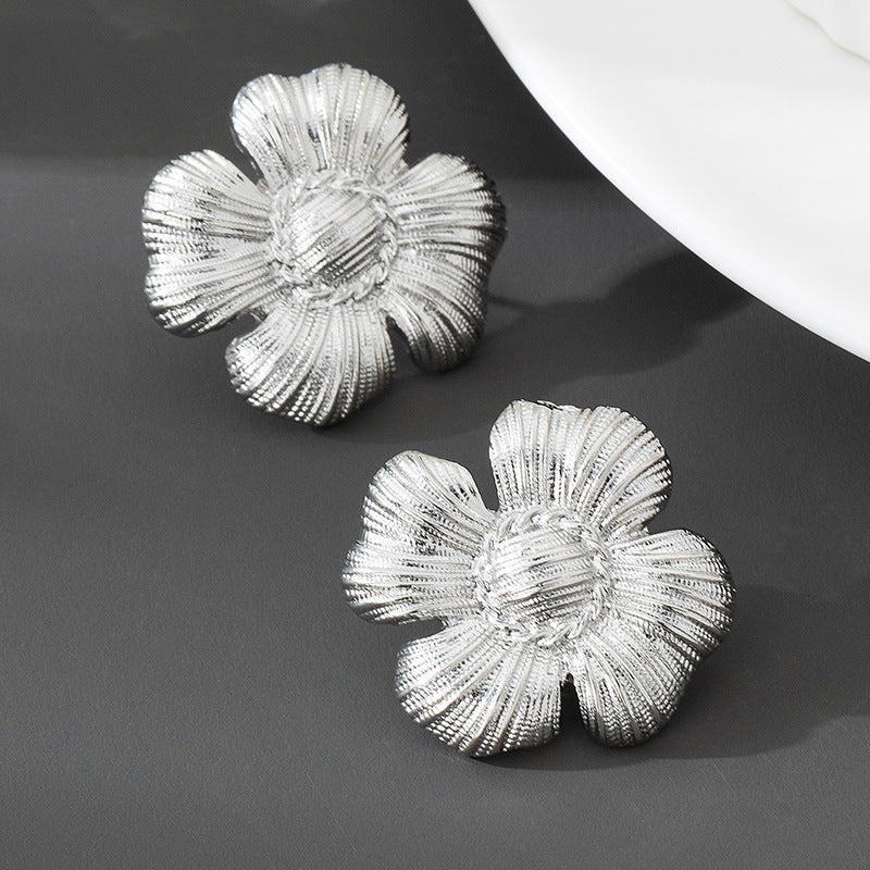 Flower Stud Earrings With Brushed Petal Design In Gold For Elegant Style