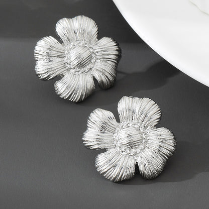 Flower Stud Earrings With Brushed Petal Design In Gold For Elegant Style