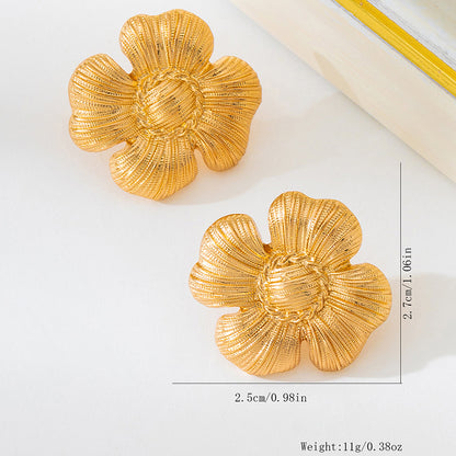 Flower Stud Earrings With Brushed Petal Design In Gold For Elegant Style