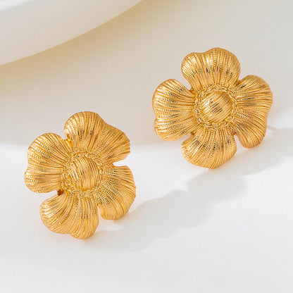 Flower Stud Earrings With Brushed Petal Design In Gold For Elegant Style