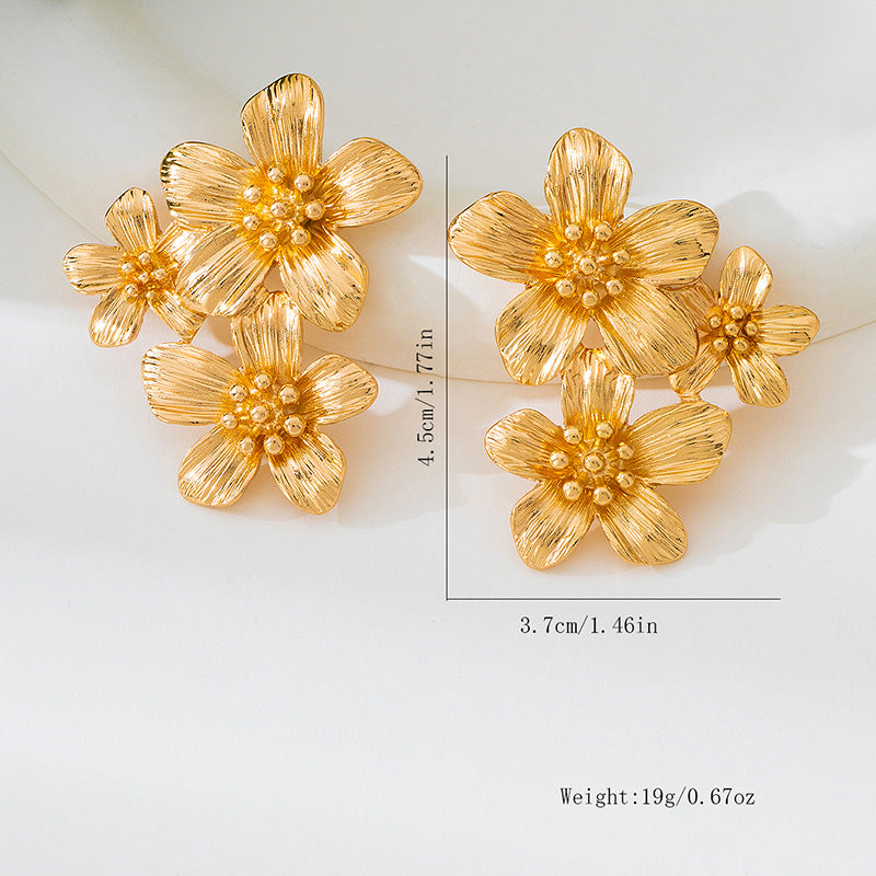 Flower Pattern Stud Earrings For Women Featuring Waterproof Non Tarnish Craft In Gold