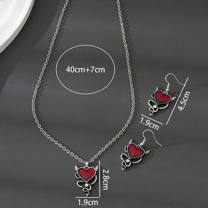 Gothic Halloween Jewelry Set In Wine Red Featuring Heart Shape Design, Perfect For Festive Occasions