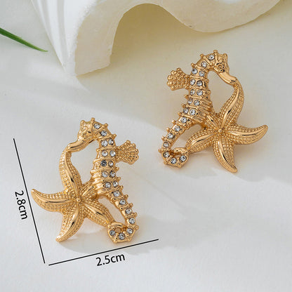 Starfish Stud Earrings In Gold Featuring Durable Titanium Steel For Elegant Ocean-Inspired Style