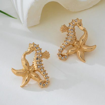 Starfish Stud Earrings In Gold Featuring Durable Titanium Steel For Elegant Ocean-Inspired Style