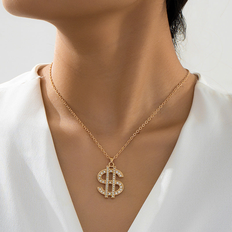 Dollar Pattern Necklace In Gold, Featuring Elegant Design For Stylish Wear