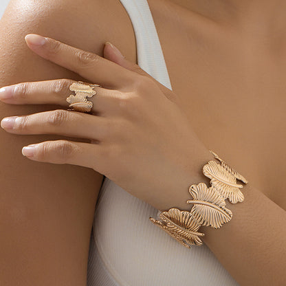 Exaggerated Gold And Silver Wristband Bangle For Stylish Statement Accessories
