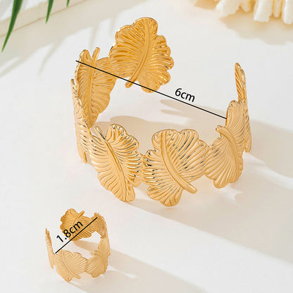 Exaggerated Gold And Silver Wristband Bangle For Stylish Statement Accessories