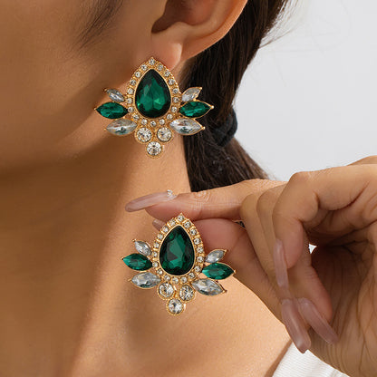 Luxurious Stud Earrings In Champagne And Green, Perfect For Elegant Occasions