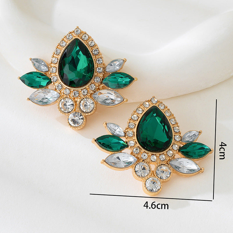 Luxurious Stud Earrings In Champagne And Green, Perfect For Elegant Occasions