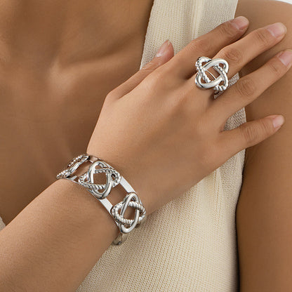 For Lines Pattern Bangle In Gold, Featuring Elegant Design Perfect For Stylish Accessories