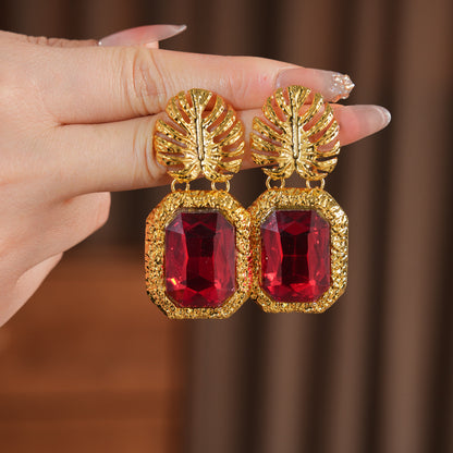 Retro Leaves Stud Earrings For Women In Gold With Rhinestones